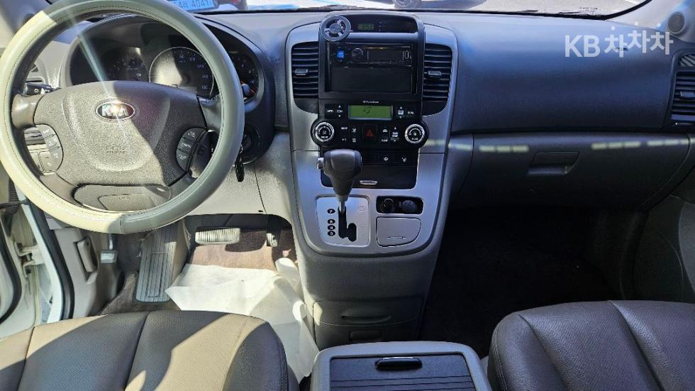 2014 - kia carnival