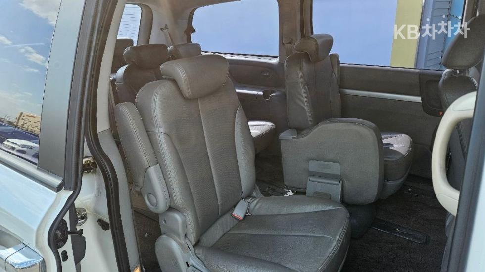 2014 - kia carnival