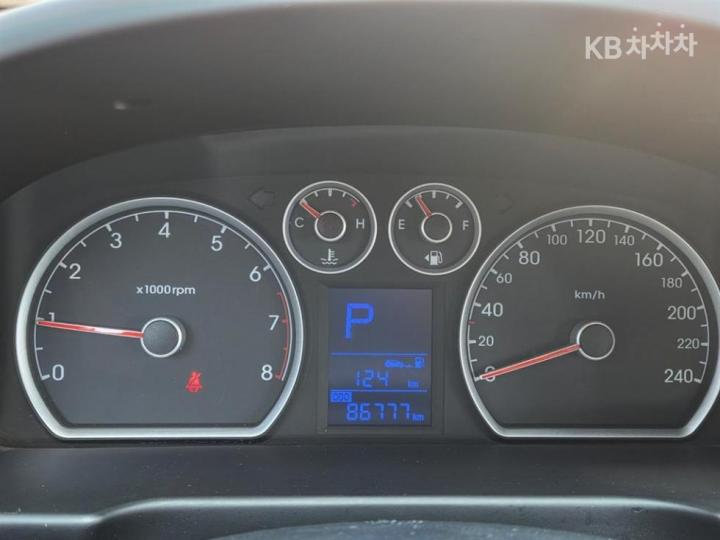 Hyundai i30 1.6 VVT Luxury 6