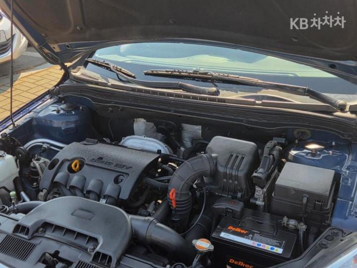 Hyundai i30 1.6 VVT Luxury 7