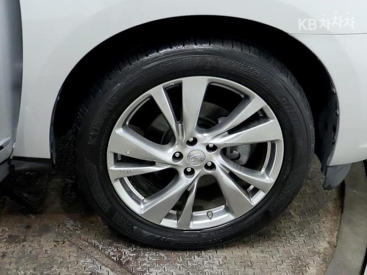 Infiniti QX QX60 3.5 AWD 9