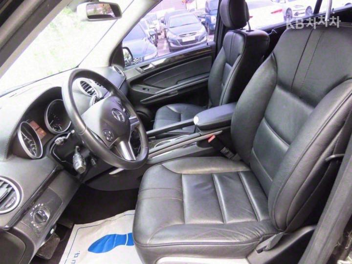 Mercedes-Benz M-Class ML300 CDI W164 7