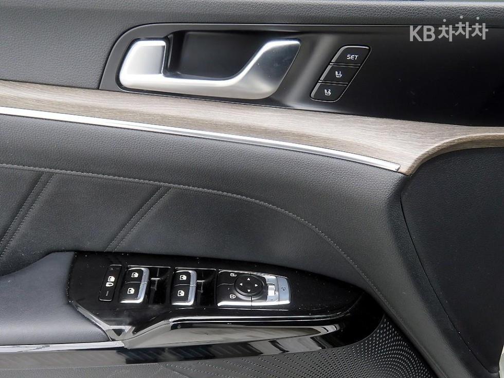 2020 - kia k5