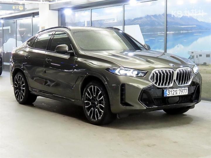 BMW X6 xDrive 40i — foto 1