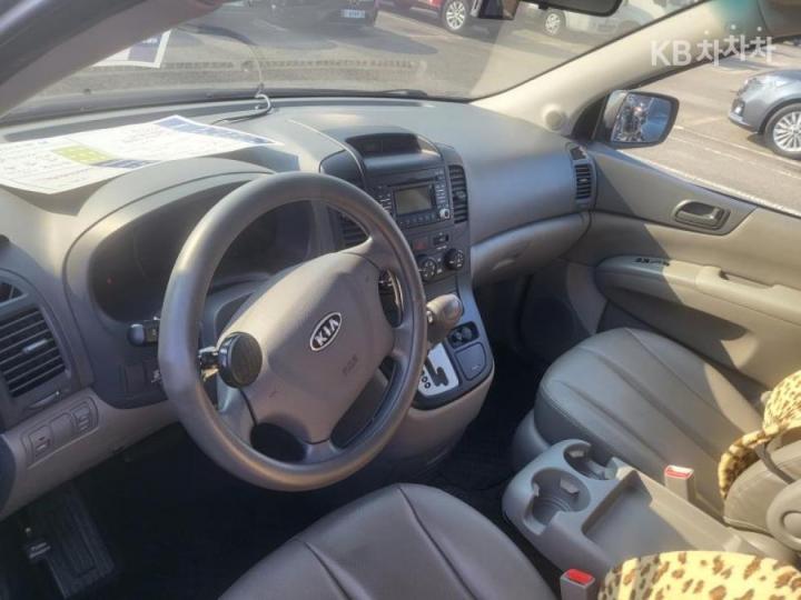 Kia Carnival Grand LPI GX Premium Type 4