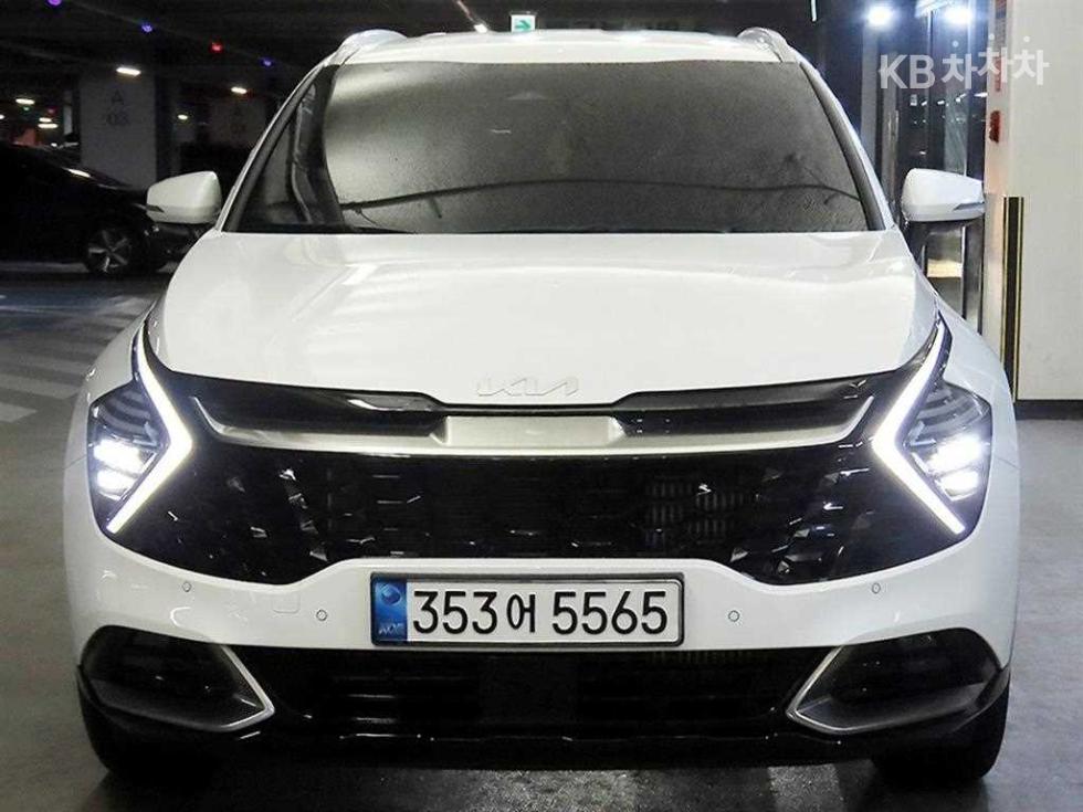 2022 - kia sportage