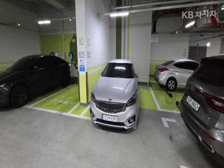 Kia K7 3.0 LPi 럭셔리 — foto 1