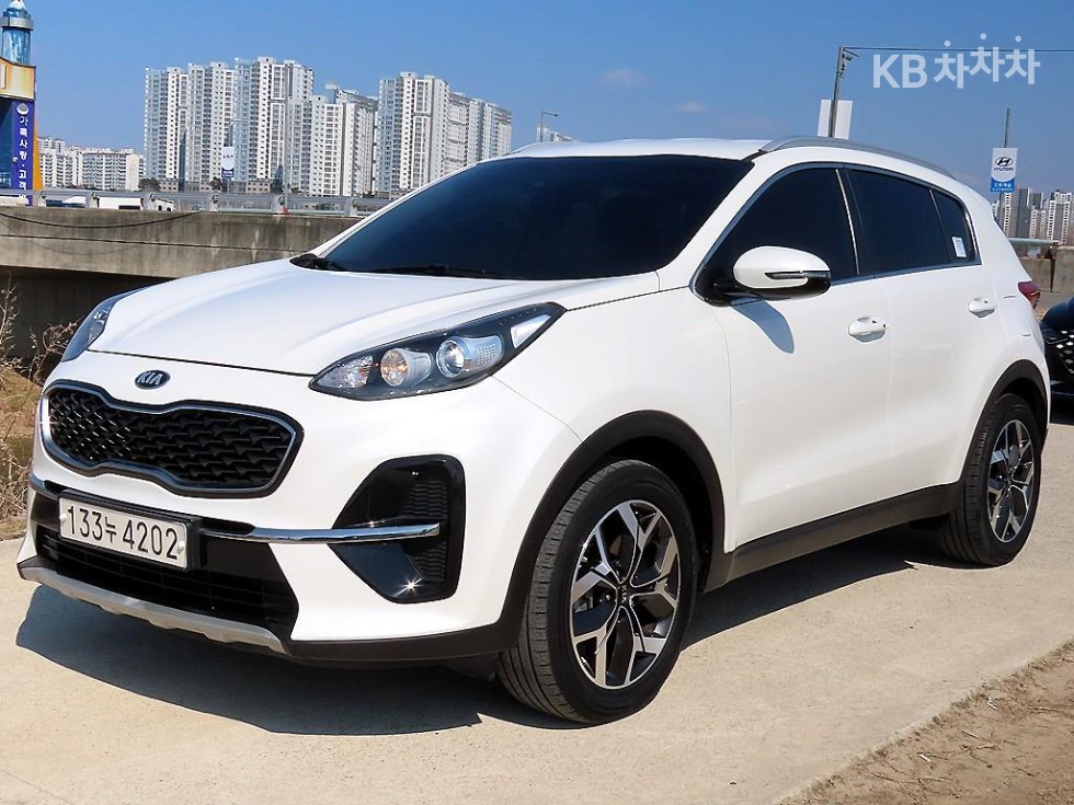 2020 - kia sportage