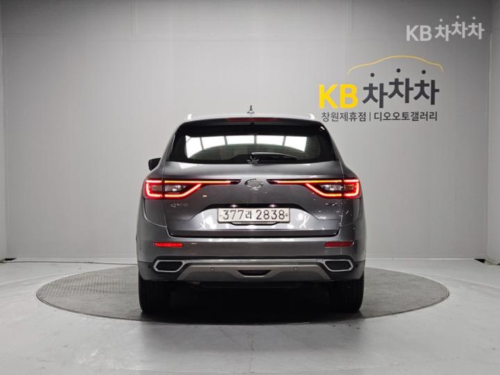 Renault QM6 2.0 LPe 2WD RE Signature 5