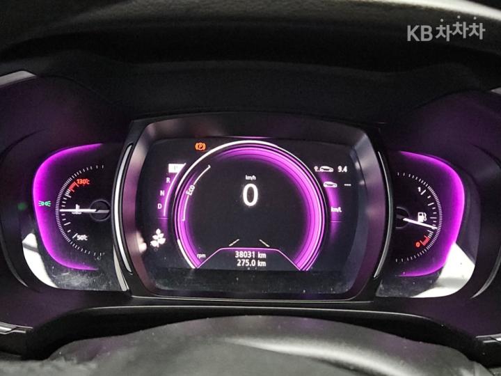 Renault QM6 2.0 LPe 2WD RE Signature 6