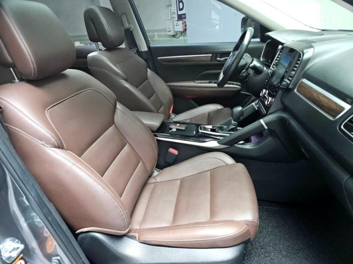 Renault QM6 2.0 LPe 2WD RE Signature 10