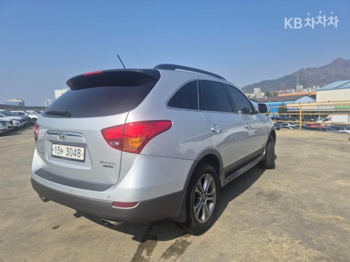 Hyundai Veracruz 4WD 300VXL Base Type 5