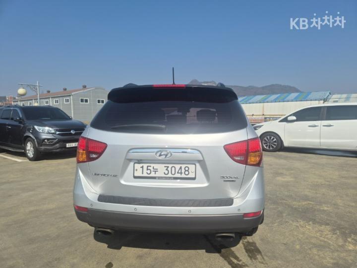 Hyundai Veracruz 4WD 300VXL Base Type 6