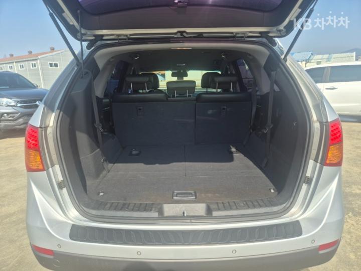 Hyundai Veracruz 4WD 300VXL Base Type 7