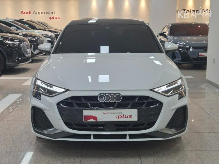 Audi A3 8Y 40 TFSI Premium 4