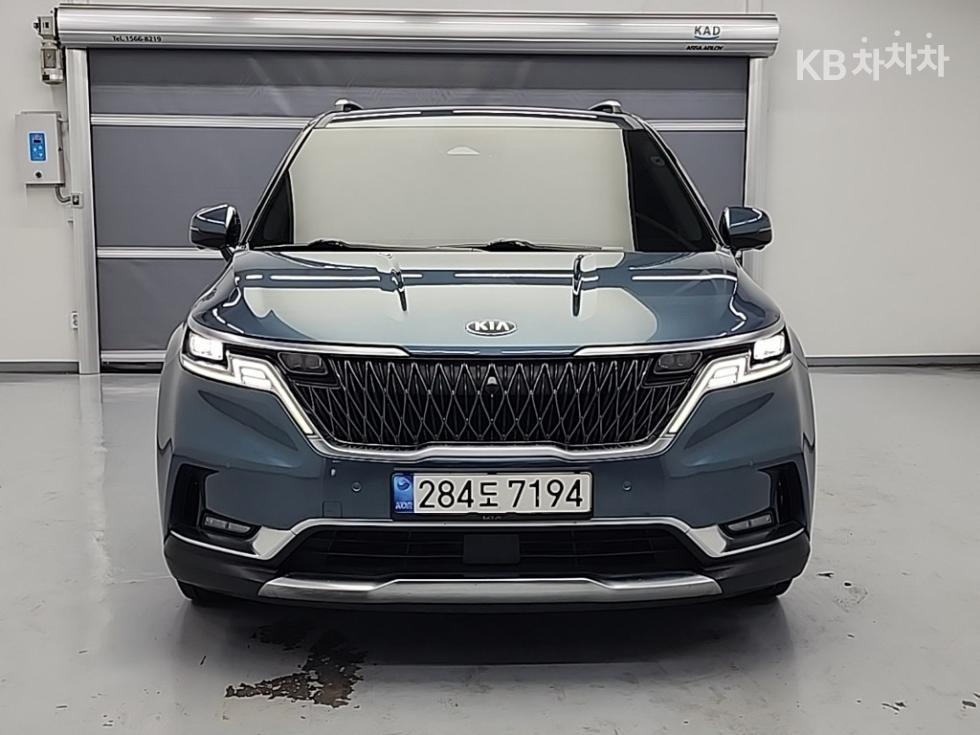 2021 - kia carnival