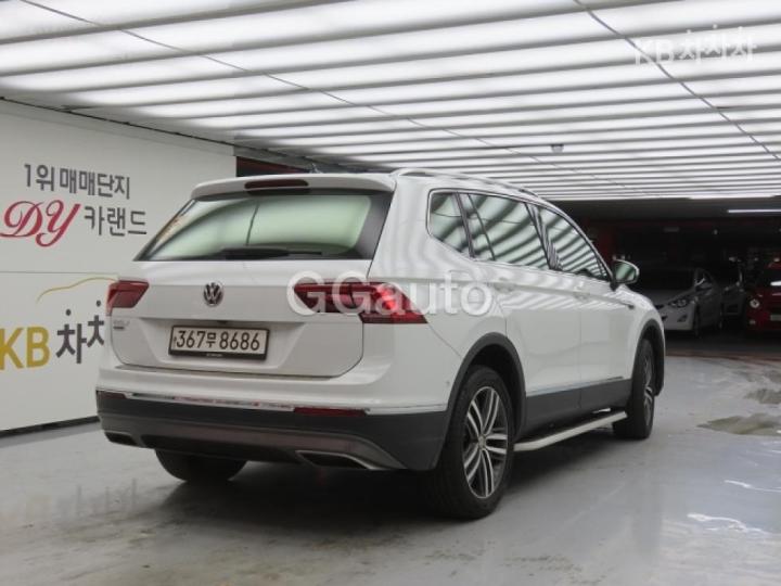 Volkswagen Tiguan Allspace 2.0 TDI Prestige 5