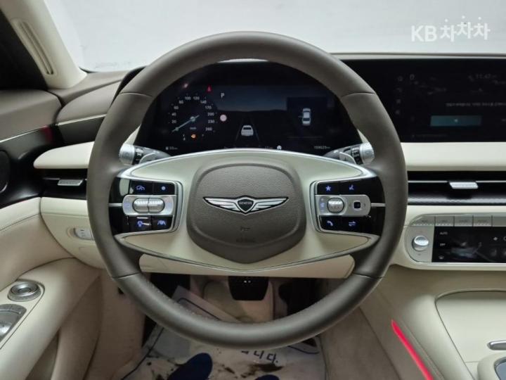 Genesis G90 RS4 3.5T AWD Base Type 10