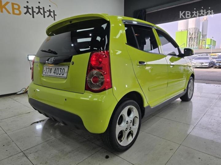 Kia Morning New LPI SLX Premium Type Black Premium 5