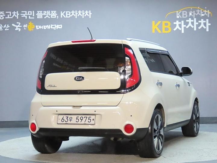 Kia Soul 1.6 GDi Noblesse 3