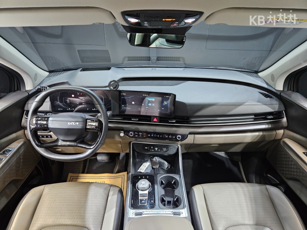 2025 - kia carnival