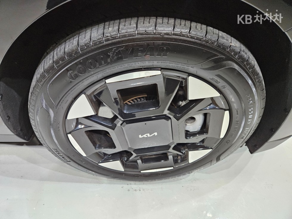 2025 - kia carnival