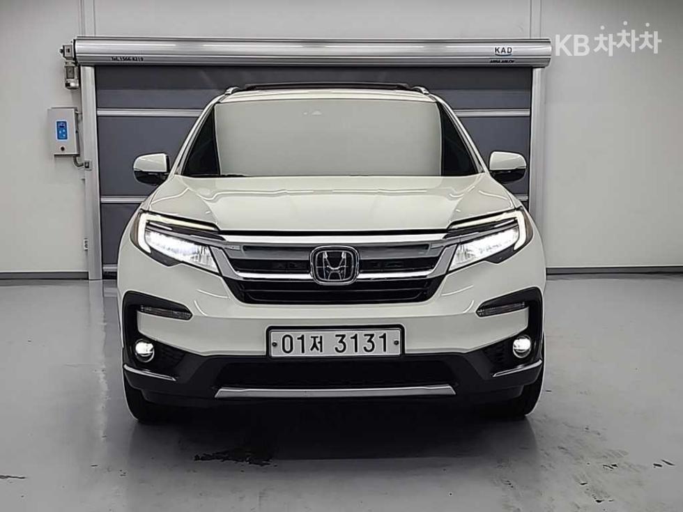 2019 Honda (3) photo