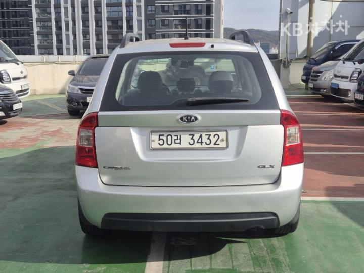 Kia Carens New 2.0 LPI GX Top Model 5