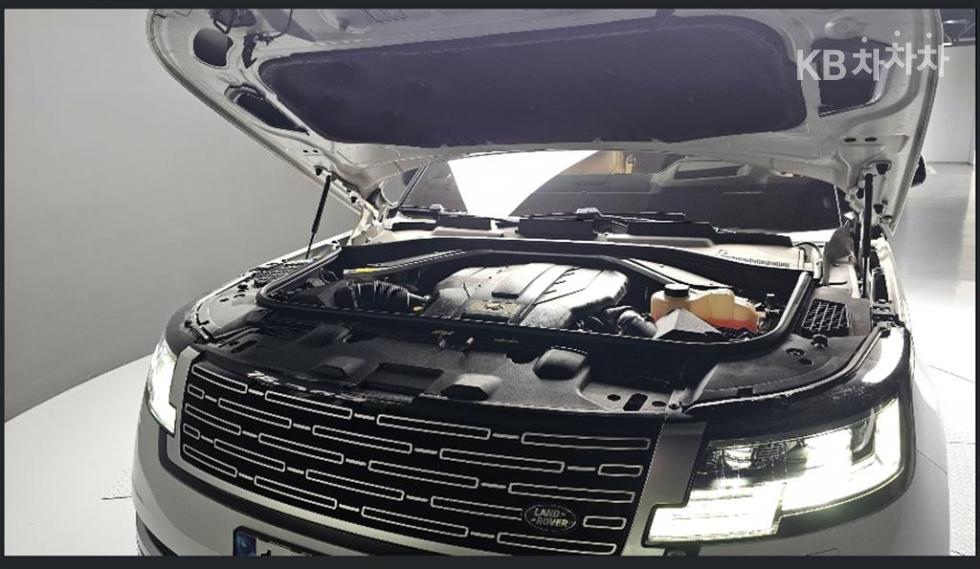 Land Rover Range Rover — miniaturë 6