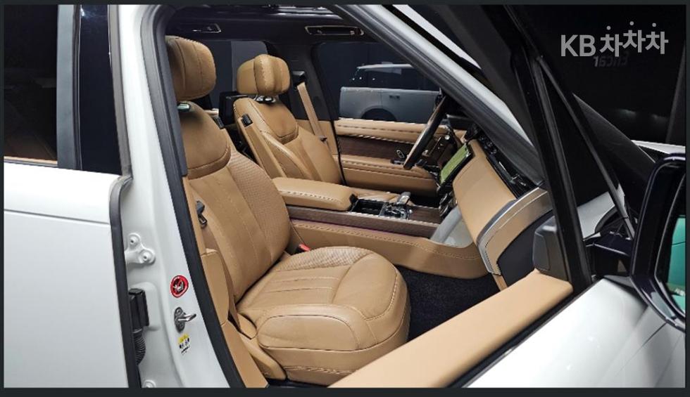 Land Rover Range Rover — miniaturë 12