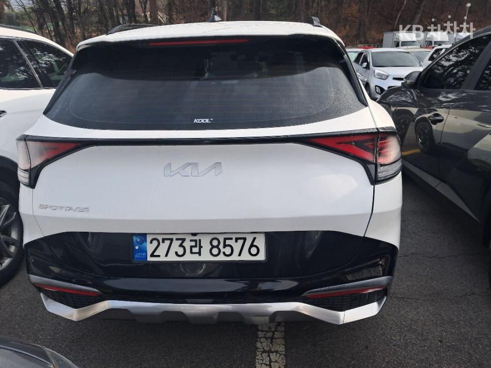 2023 - kia sportage