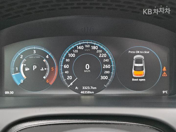 Jaguar XJ 3.0D Premium Luxury LWB X351 6