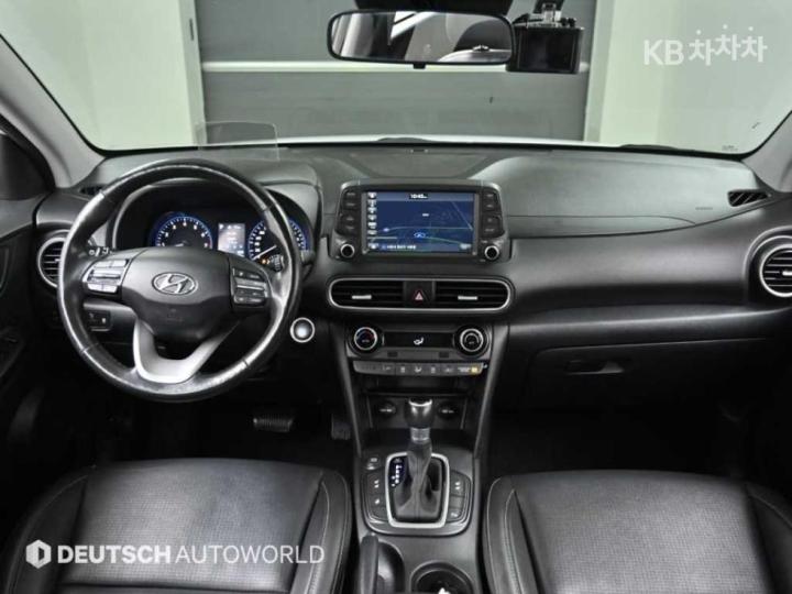 Hyundai Kona 1.6 Turbo Modern Tech 8