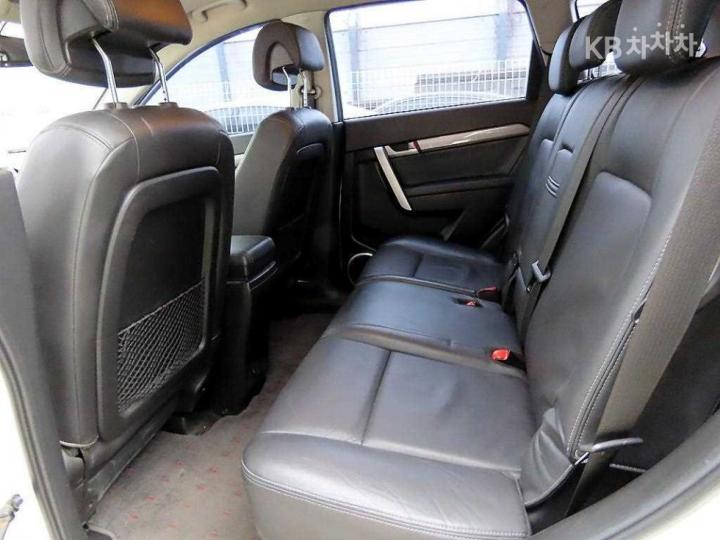 Chevrolet Captiva 2WD LT 7