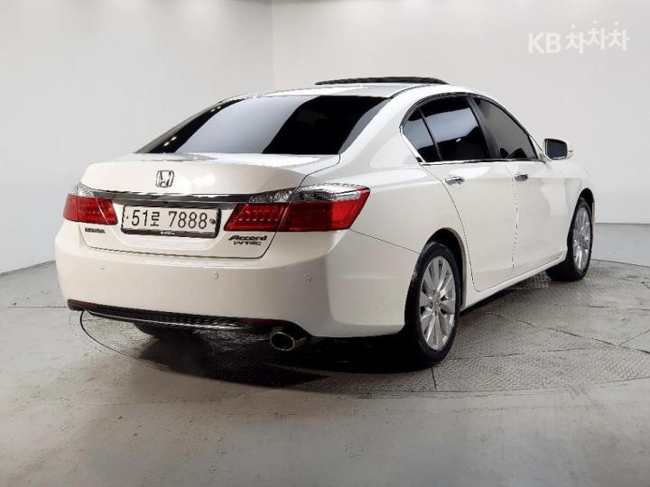 Honda Accord 2.4 Sedan EX CVT 5