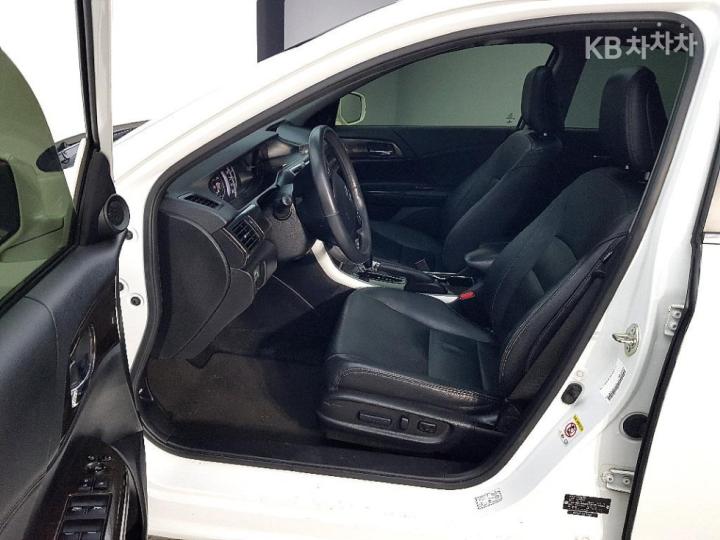 Honda Accord 2.4 Sedan EX CVT 9