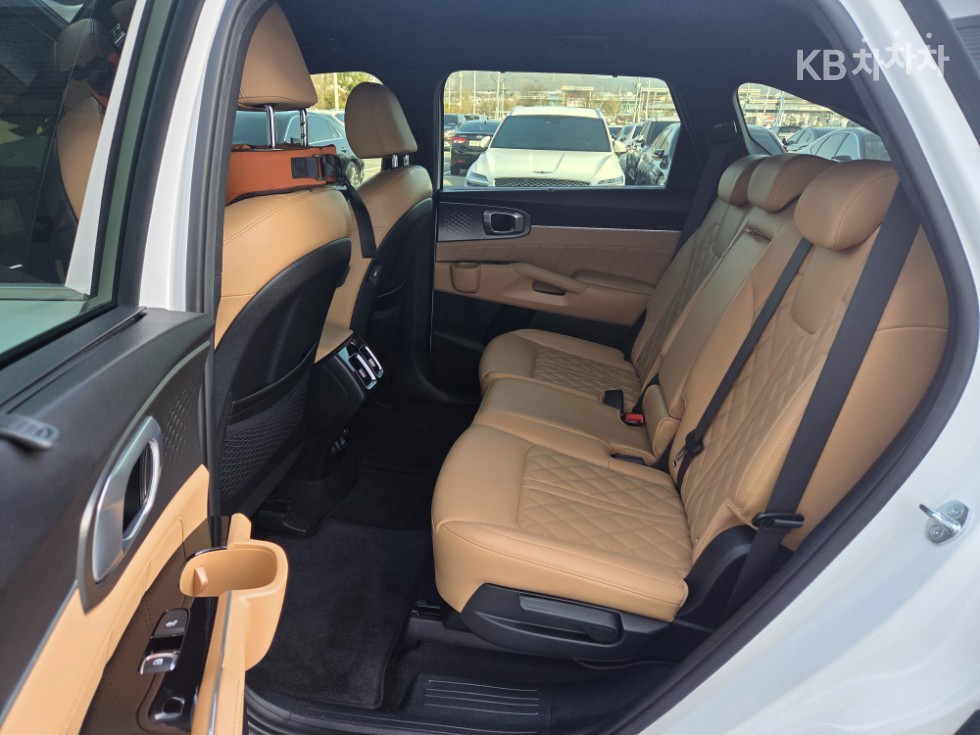2023 - kia sorento