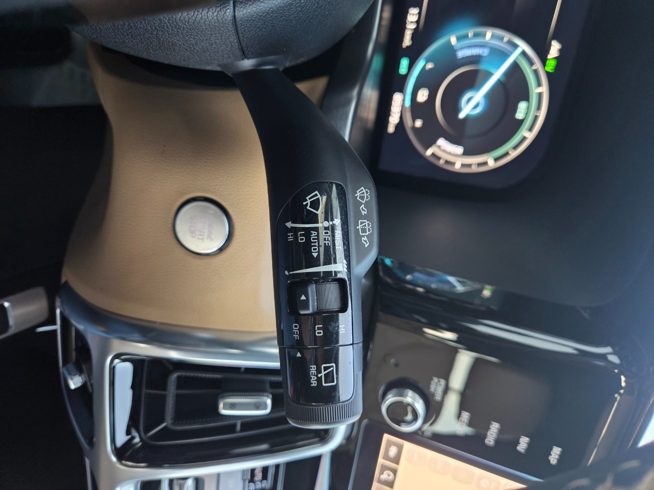 2023 - kia sorento
