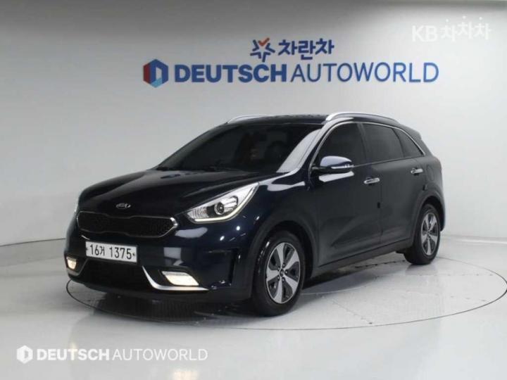 Kia Niro 1.6 Prestige 2