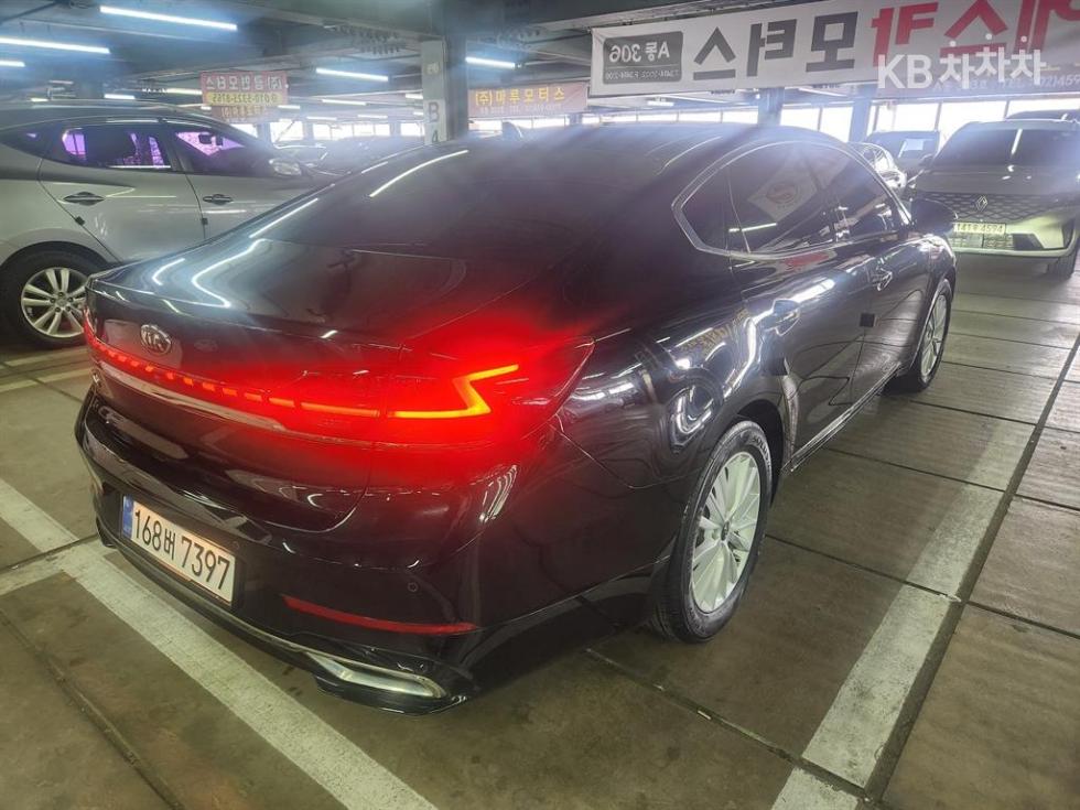 2020 - kia k7