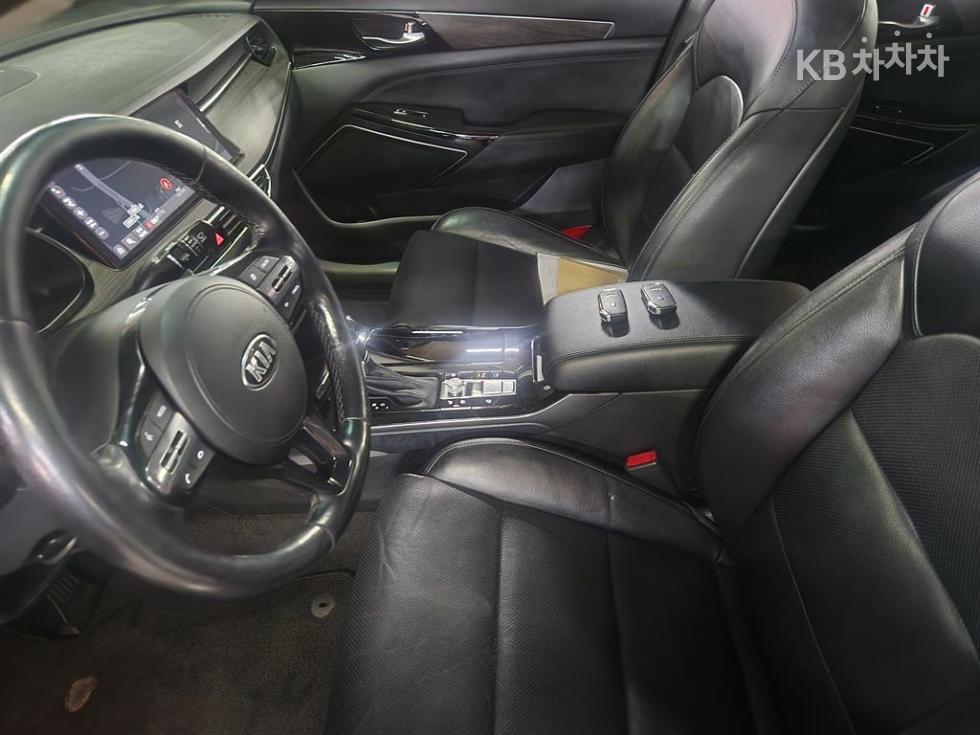 2020 - kia k7