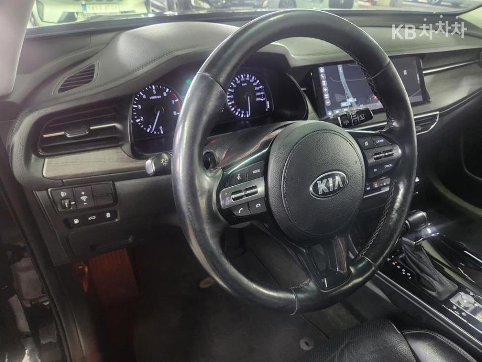 2020 - kia k7