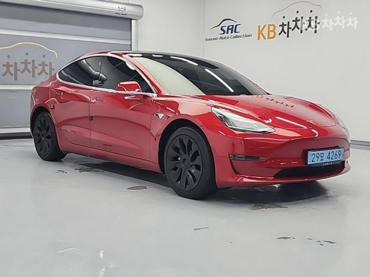Tesla Model 3 Standard Range Plus 5