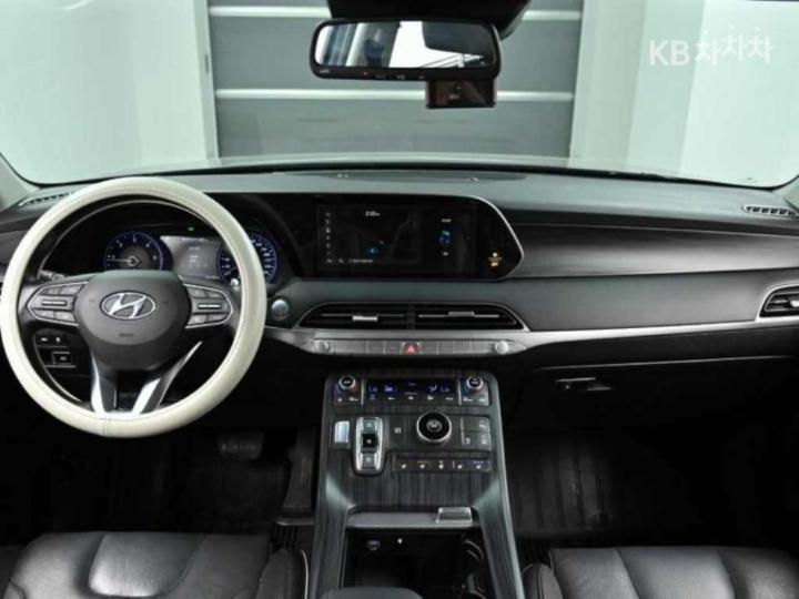 Hyundai Palisade 2.2 Diesel Prestige 8