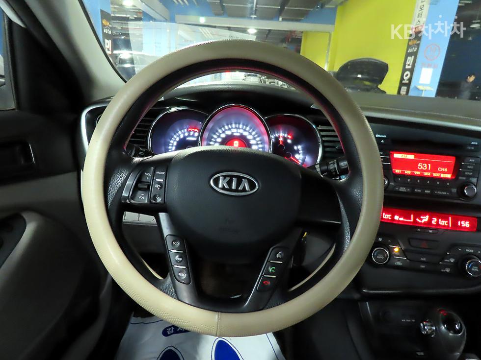 2011 - kia k3