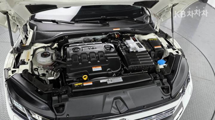 Volkswagen Arteon 2.0 TDI Prestige 7
