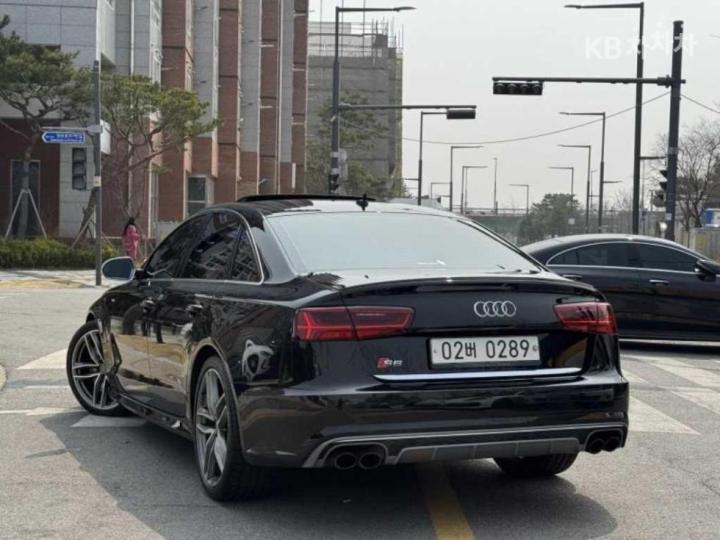 Audi S6 4.0 TFSI Quattro C7 3