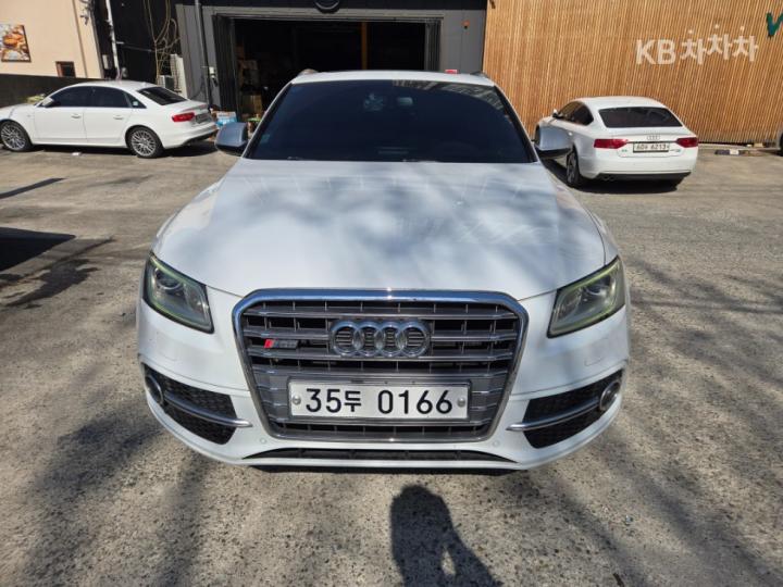 Audi SQ5 3.0 TDI Quattro Base Type 2