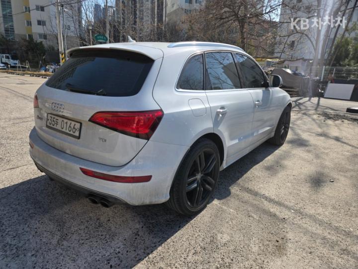 Audi SQ5 3.0 TDI Quattro Base Type 5