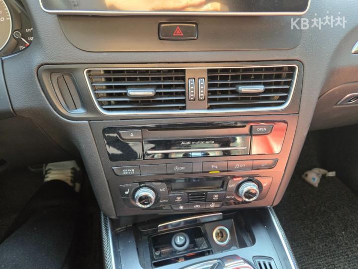 Audi SQ5 3.0 TDI Quattro Base Type 8